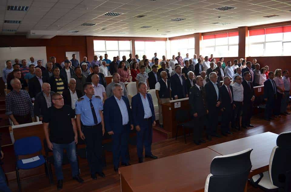 Manifestimin Jubilar të 20 vjetorit të “ Njohjes së UÇK -së “ nga ambasadori i Shteteve të Bashkuara të Amerikës Richard Charles Albert Holbrooke në Kullat e Junikut