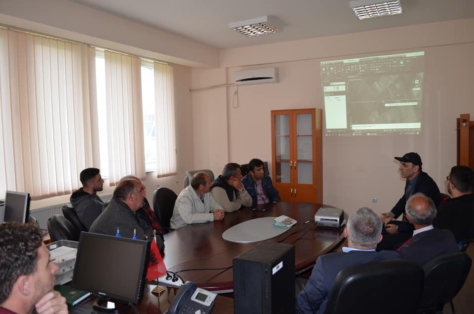 U mbajt dëgjim publik për projektin asfaltimi i rrugës Junik-Prilep-Dranoc