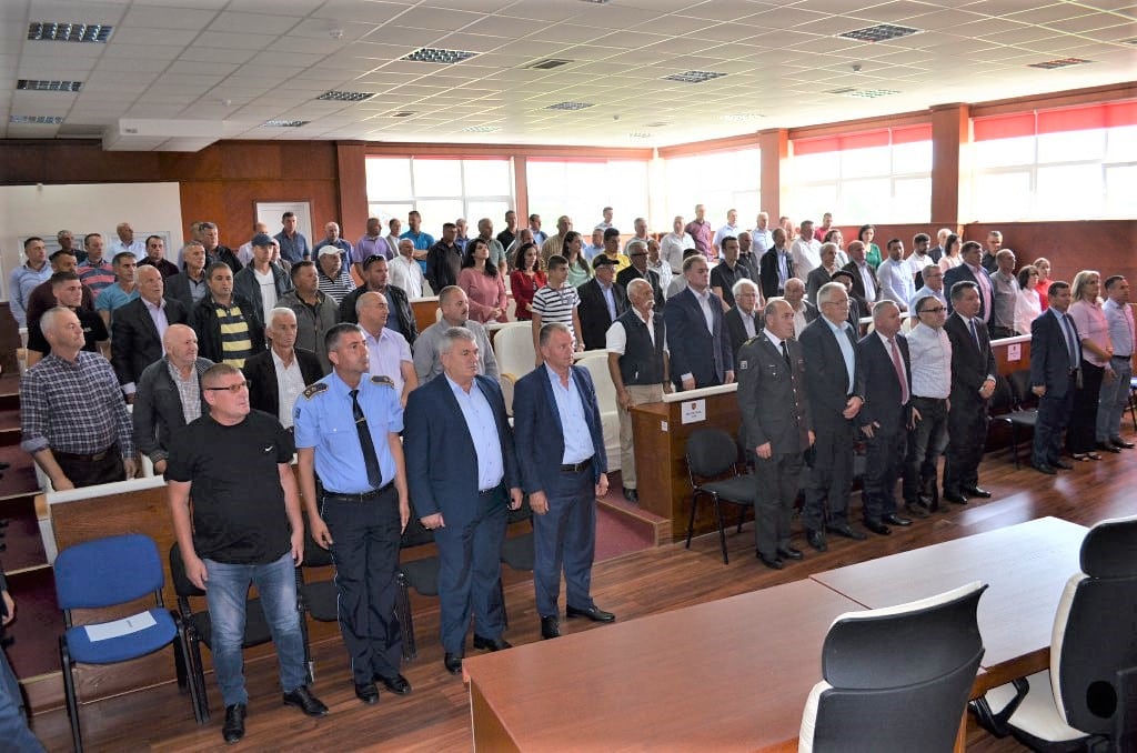 Manifestimin Jubilar të 20 vjetorit të “ Njohjes së UÇK -së “ nga ambasadori i Shteteve të Bashkuara të Amerikës Richard Charles Albert Holbrooke në Kullat e Junikut